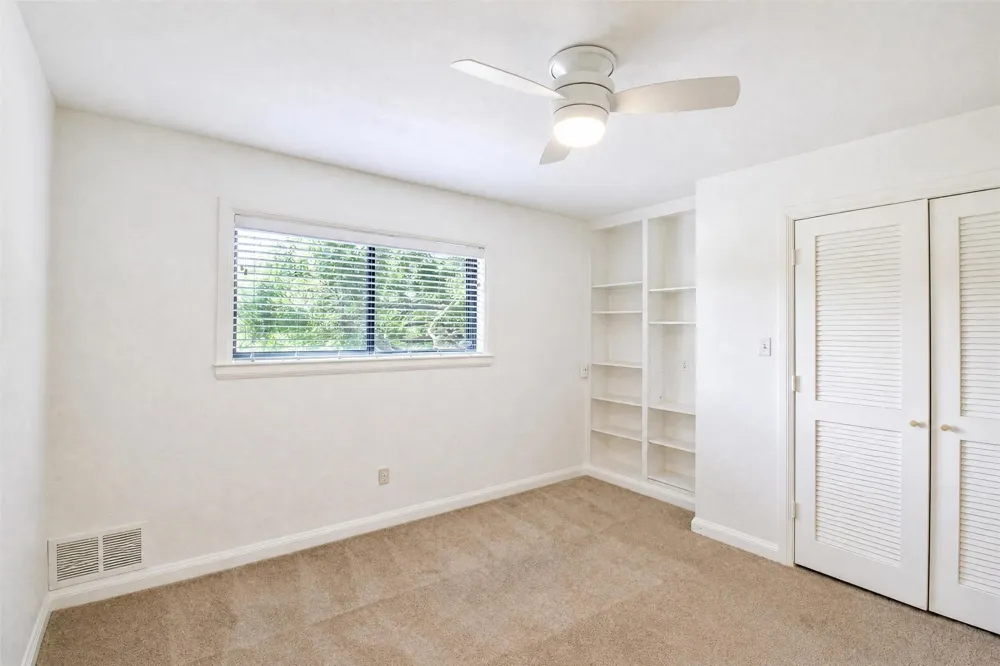 11901 Woodbridge Drive Dallas, TX 75243