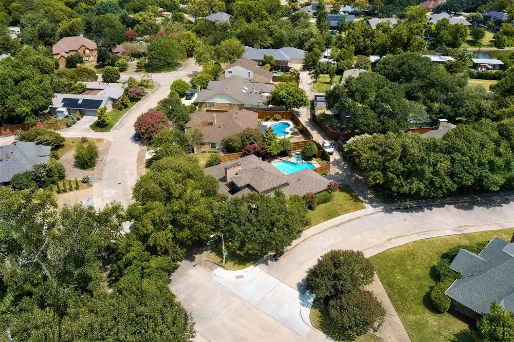 11901 Woodbridge Drive Dallas, TX 75243