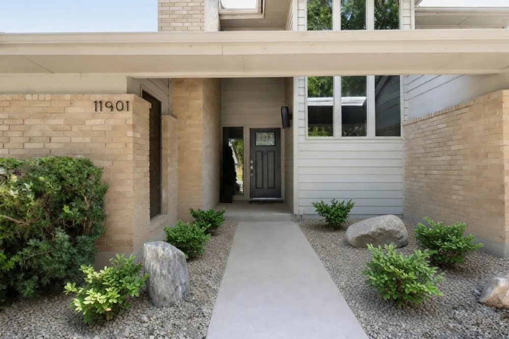 11901 Woodbridge Drive Dallas, TX 75243