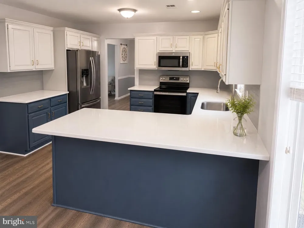 406 BOW LANE Gilbertsville, PA 19525