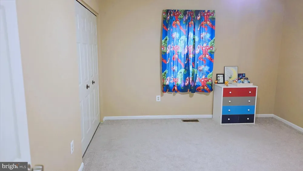 406 BOW LANE Gilbertsville, PA 19525