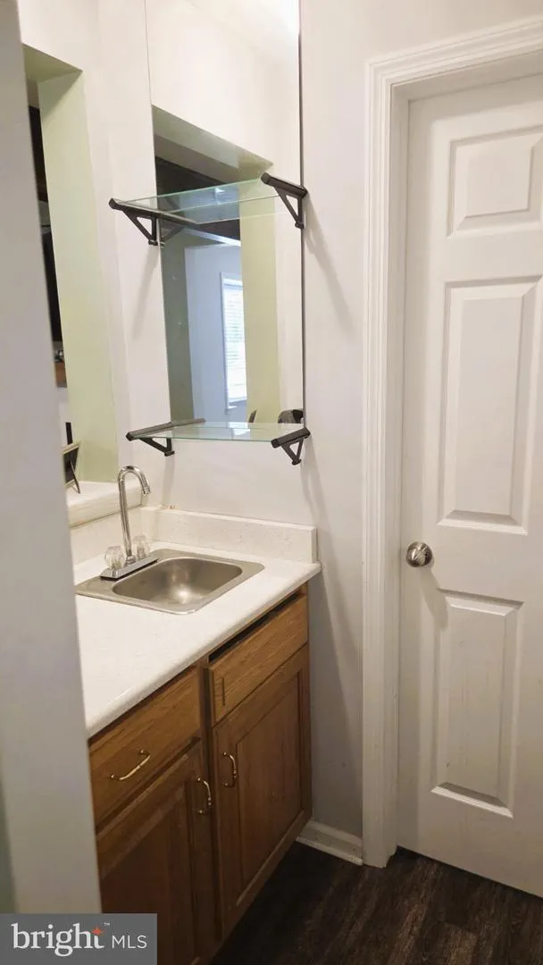 406 BOW LANE Gilbertsville, PA 19525