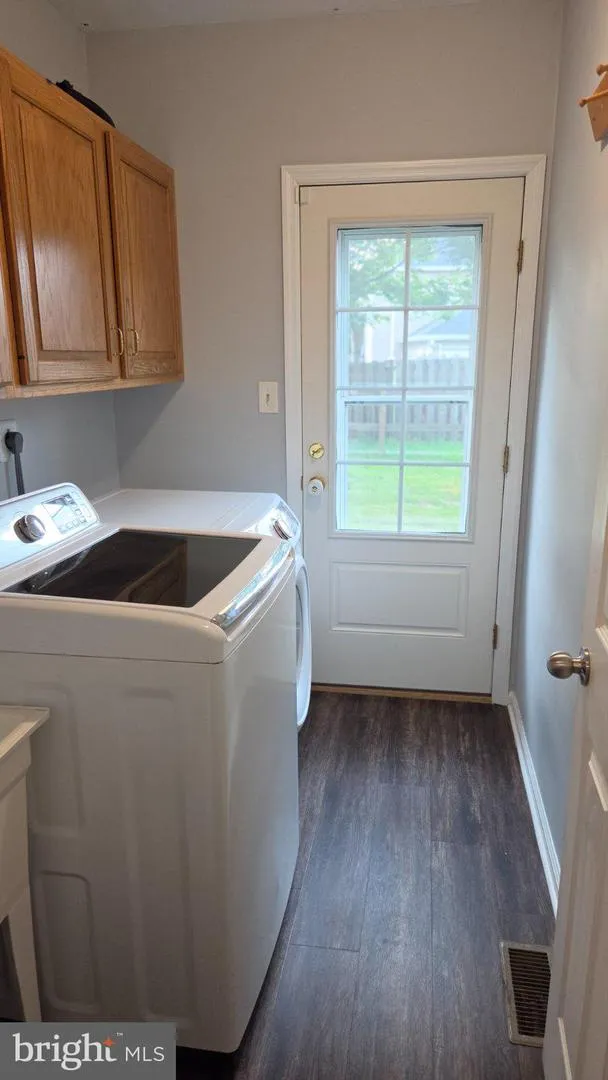 406 BOW LANE Gilbertsville, PA 19525