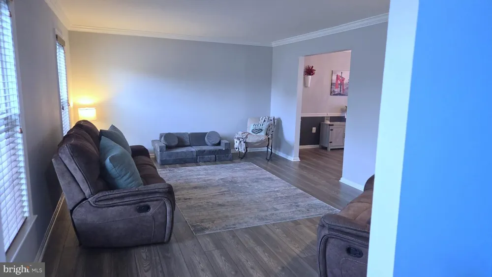 406 BOW LANE Gilbertsville, PA 19525