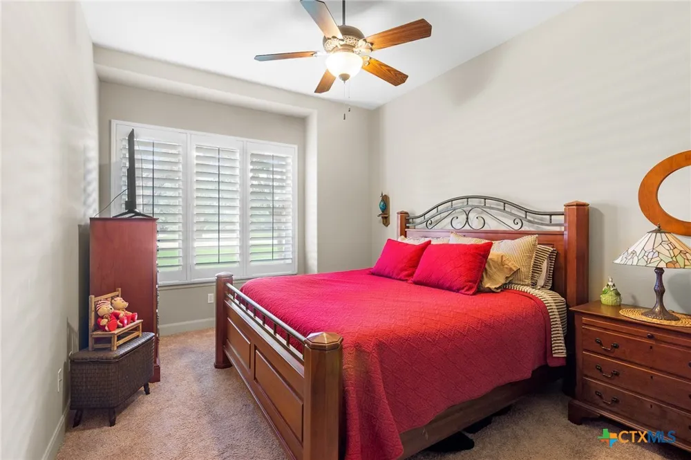 166 Post Oak Bend Inez, TX 77968