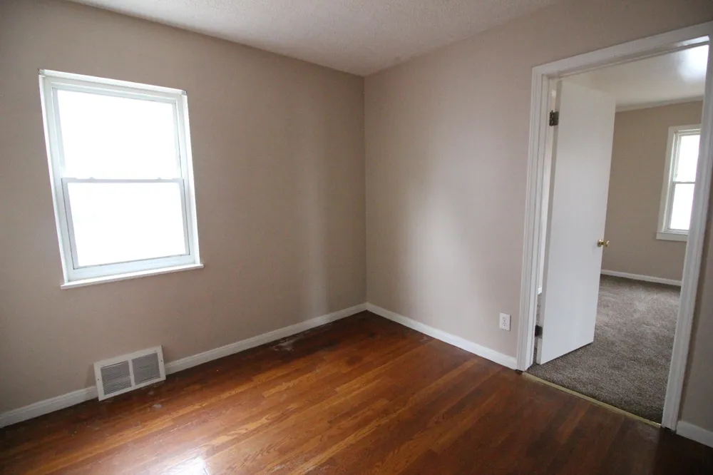 15881 Lennane Street Redford, MI 48239