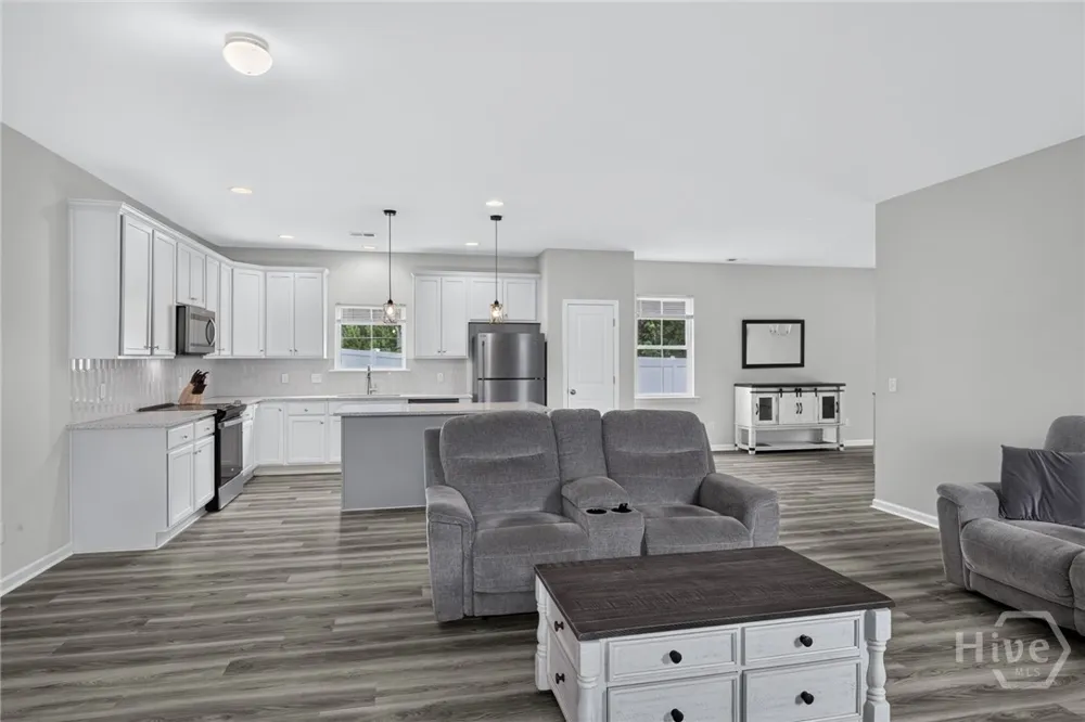 24 Cypress Loop Port Wentworth, GA 31407