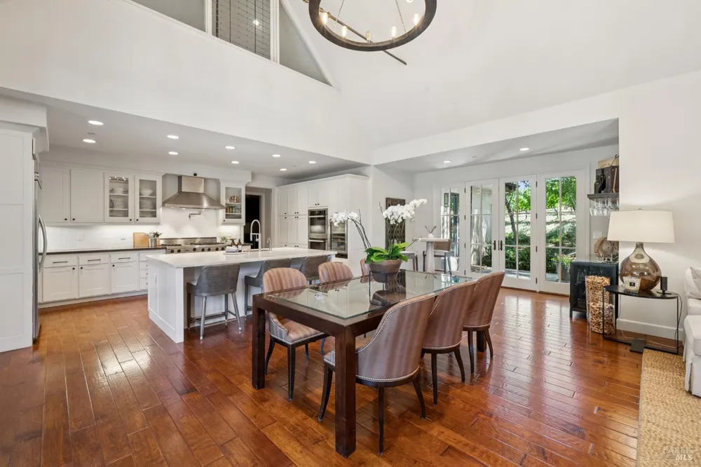 1297 Leaning Oak Drive Napa, CA 94558