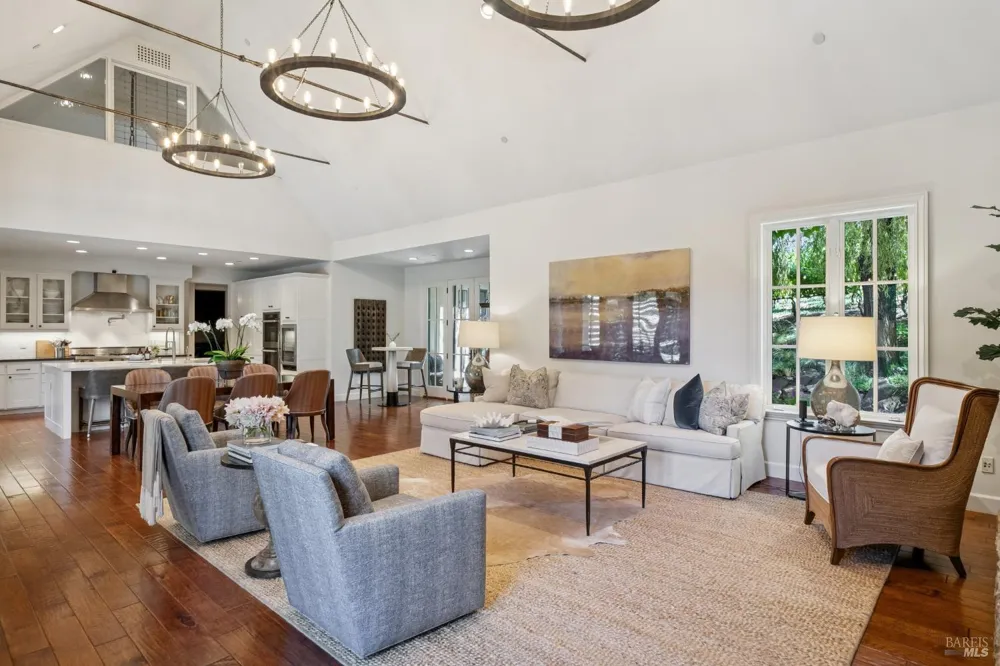 1297 Leaning Oak Drive Napa, CA 94558