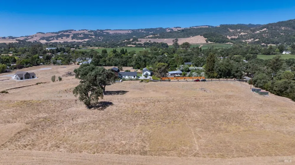 1050 Craig Avenue Sonoma, CA 95476