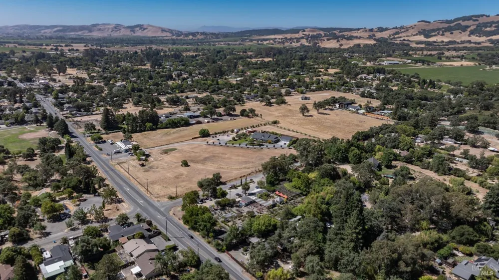 1050 Craig Avenue Sonoma, CA 95476