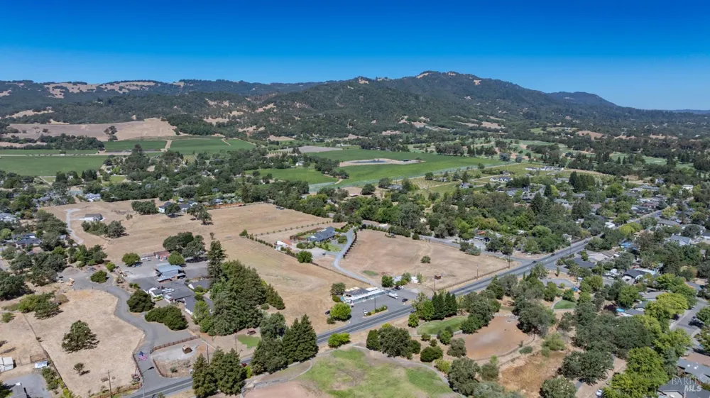 1050 Craig Avenue Sonoma, CA 95476