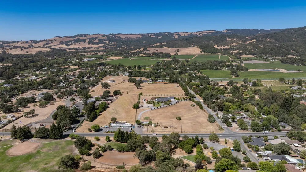 1050 Craig Avenue Sonoma, CA 95476