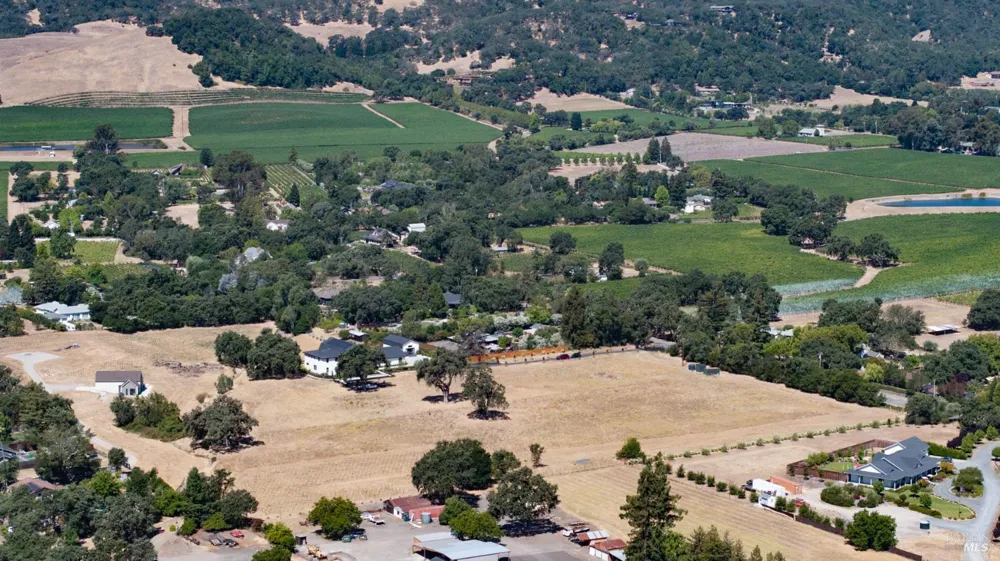 1050 Craig Avenue Sonoma, CA 95476