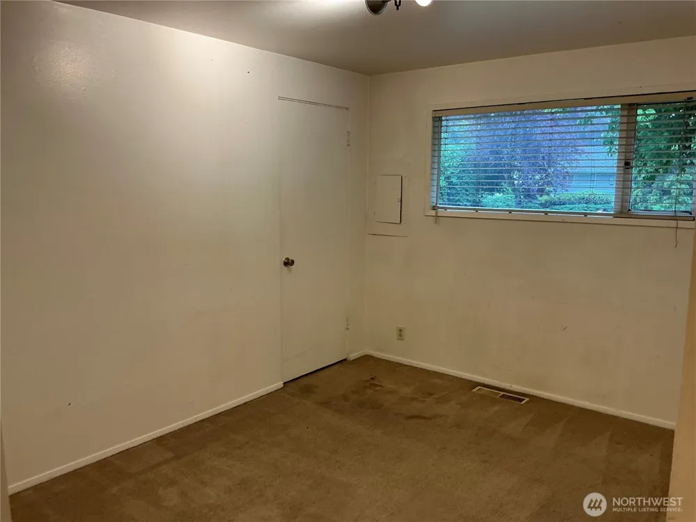 8007 215th Street SW Edmonds, WA 98026