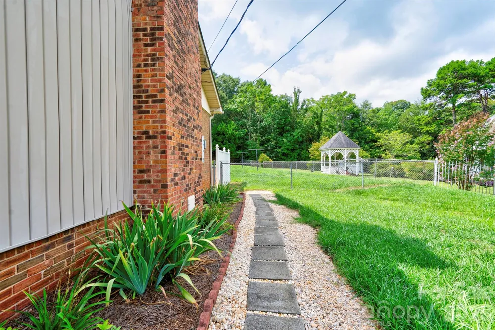 1606 Spangler Drive Shelby, NC 28150