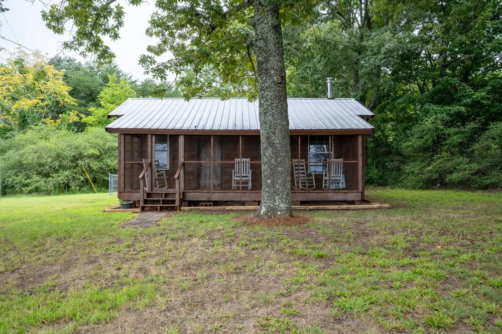 593 County Road 649 Mentone, AL 35984