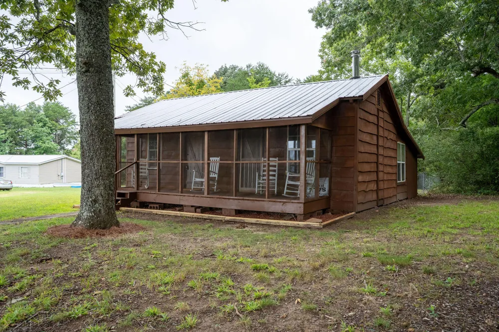 593 County Road 649 Mentone, AL 35984