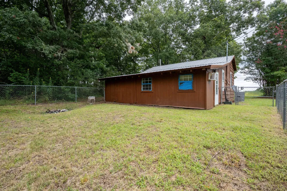 593 County Road 649 Mentone, AL 35984