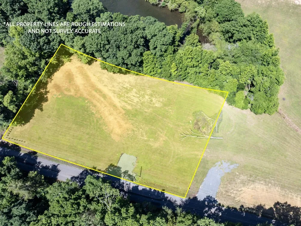 1088 Lower River Road Decatur, TN 37322