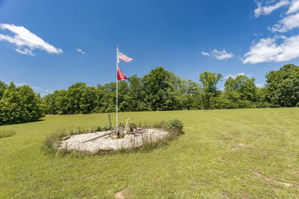 882 Lower River Road Decatur, TN 37322