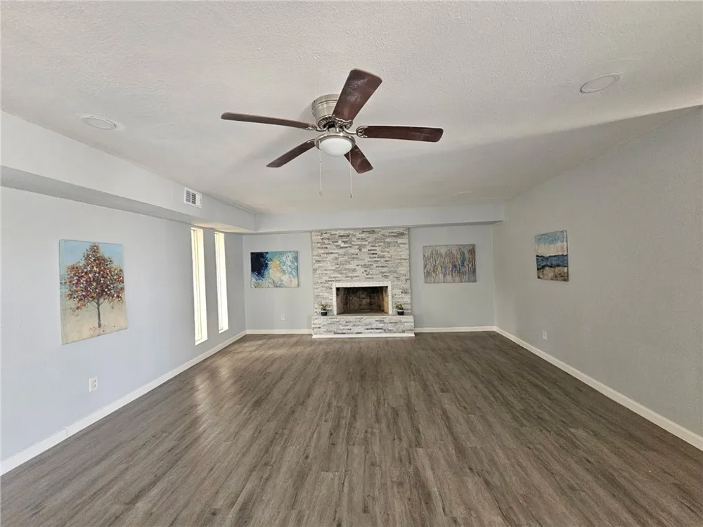 932 Waterview Street Portland, TX 78374