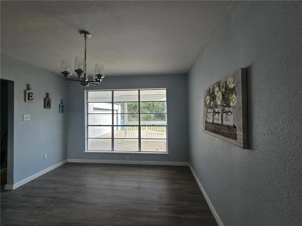 932 Waterview Street Portland, TX 78374