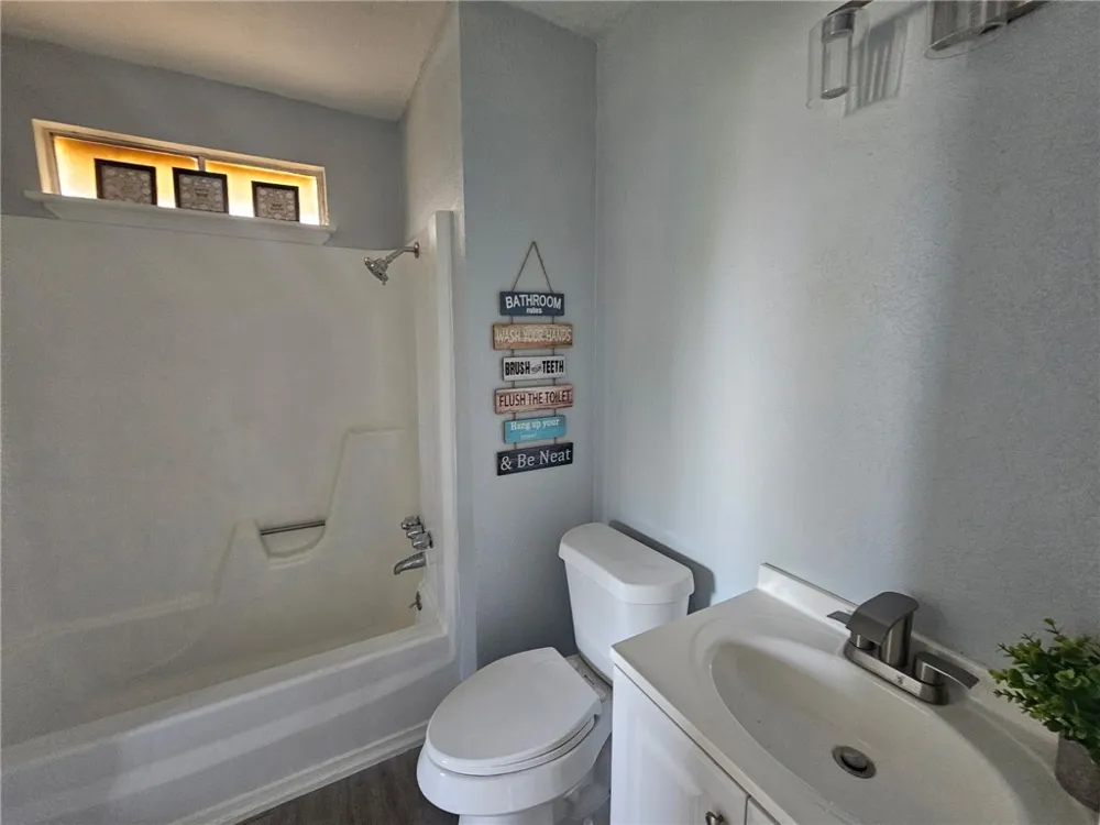 932 Waterview Street Portland, TX 78374
