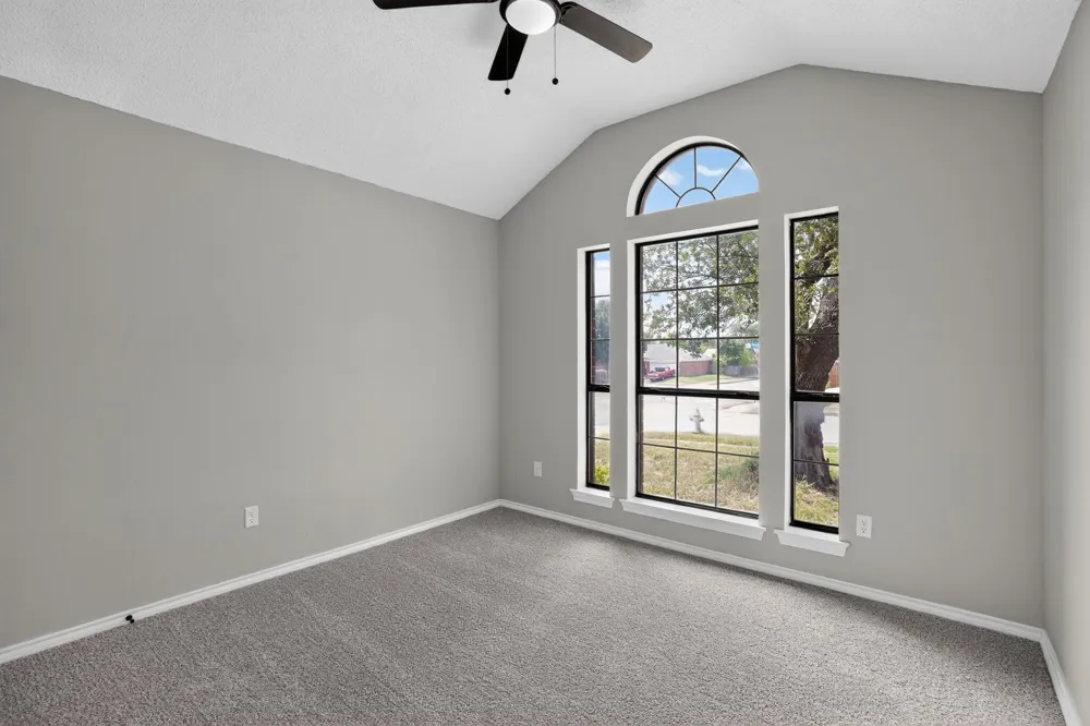6057 Hillglen Drive Watauga, TX 76148