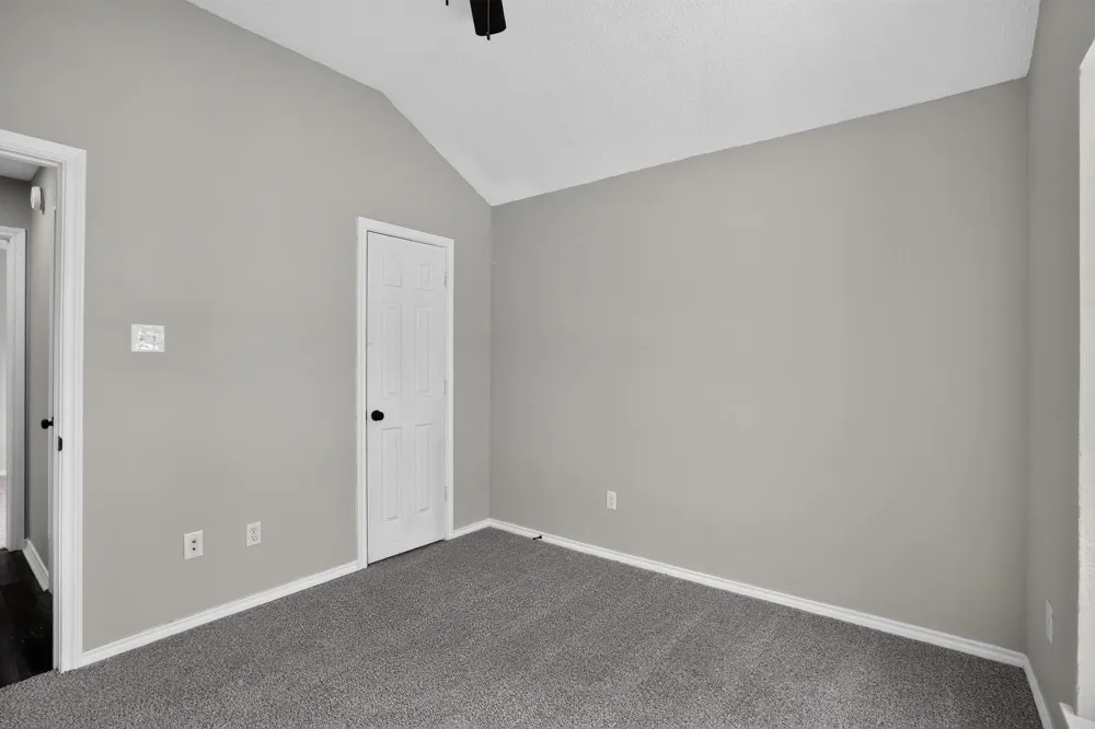 6057 Hillglen Drive Watauga, TX 76148