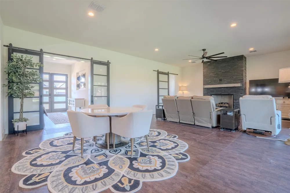 1028 County Road 337 Glen Rose, TX 76043