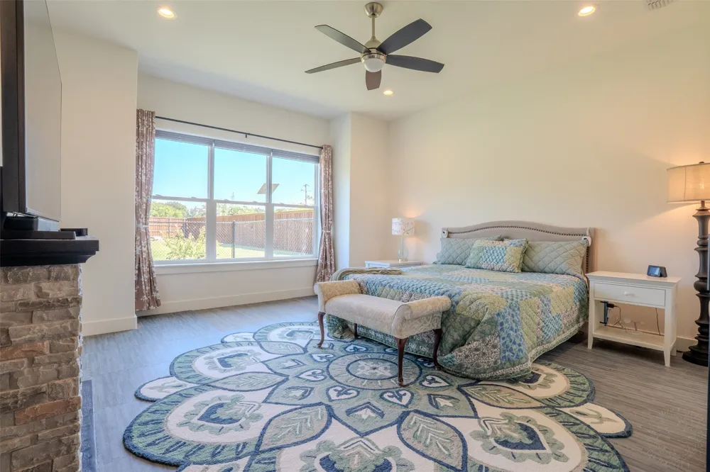 1028 County Road 337 Glen Rose, TX 76043