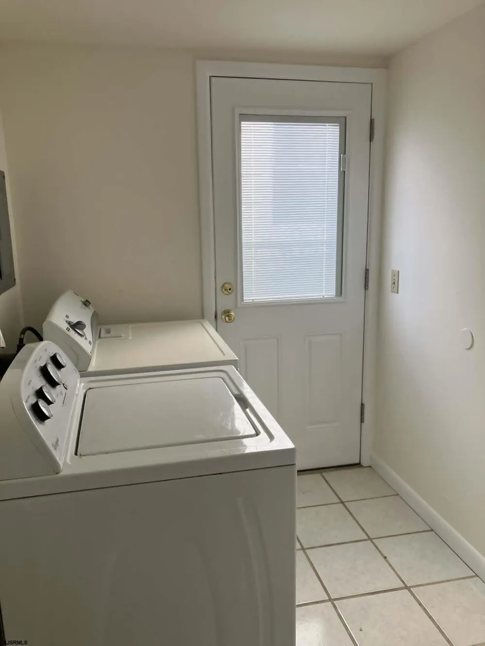 200 N 14TH ST Brigantine, NJ 08203
