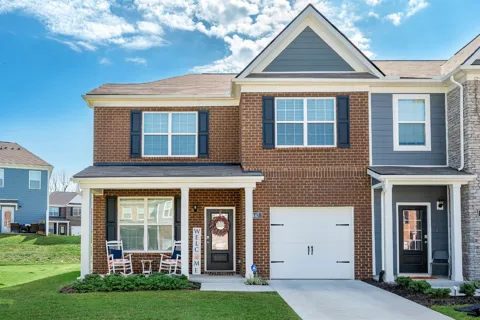 447 Augustine Dr