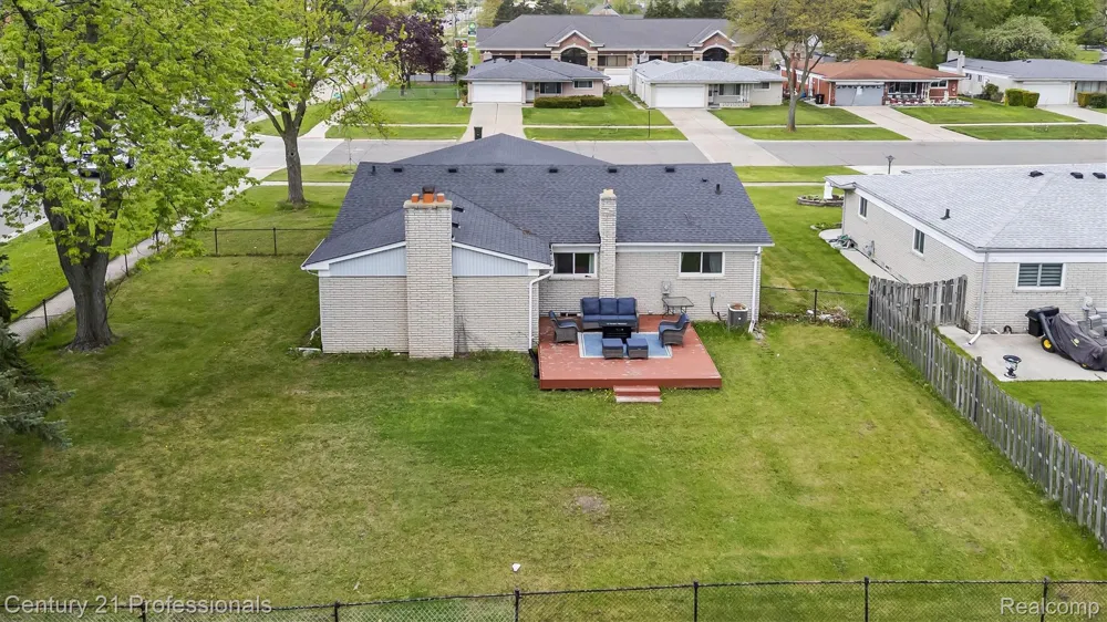 37010 Calka Drive Sterling Heights City, MI 48310