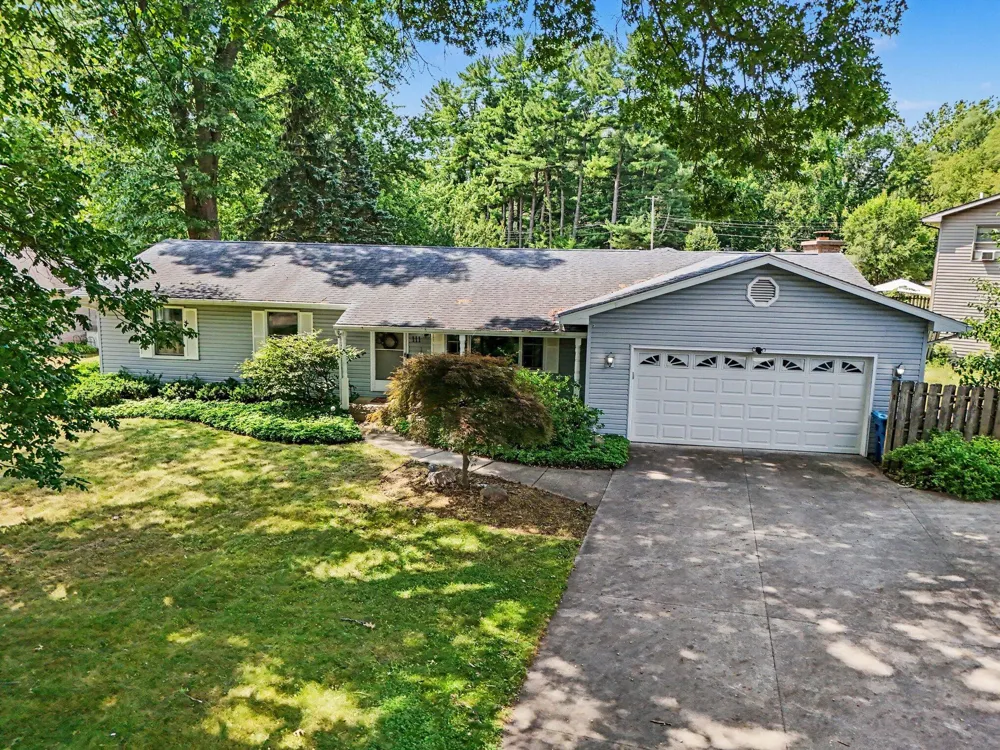 111 W Hamilton Lane Battle Creek City, MI 49015