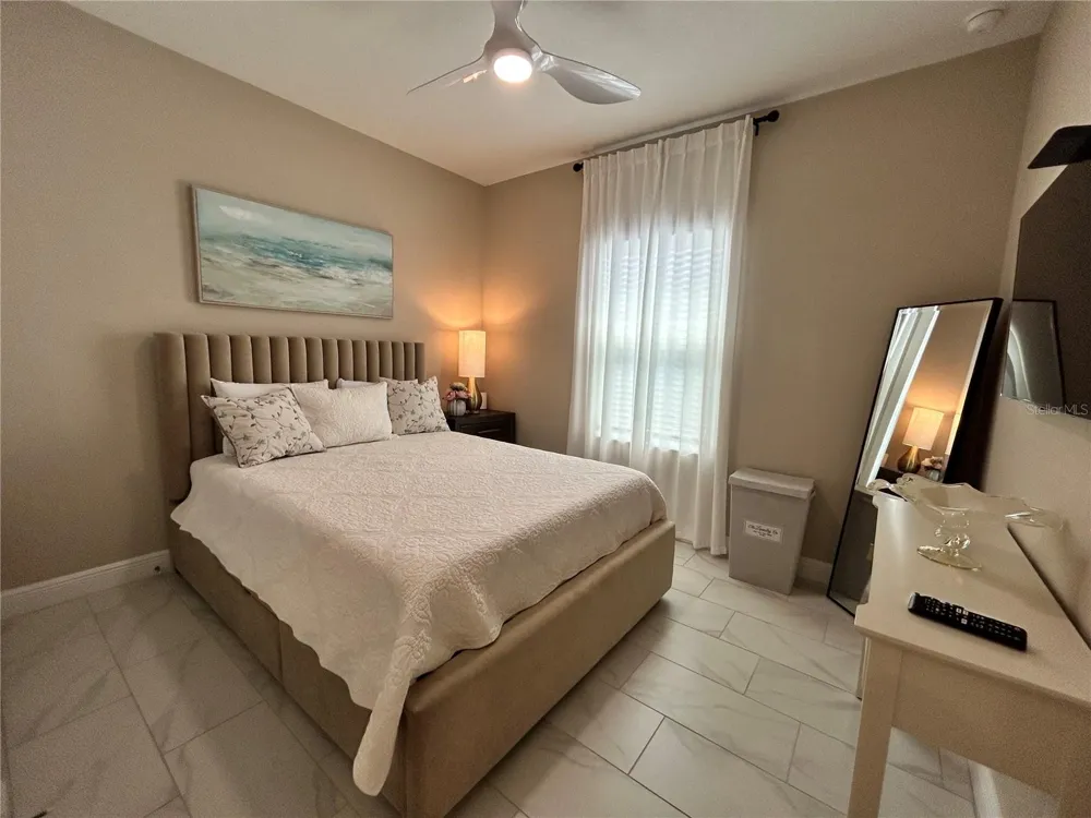 6085 HIDDEN BRANCH DRIVE Apollo Beach, FL 33572