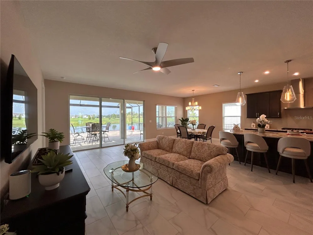 6085 HIDDEN BRANCH DRIVE Apollo Beach, FL 33572