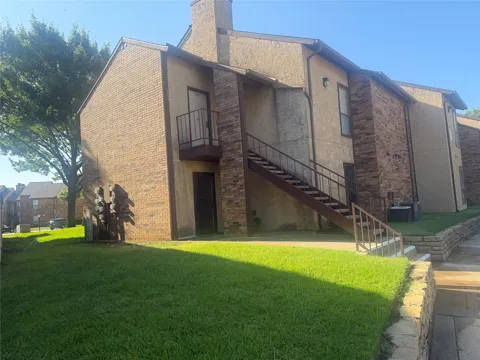 2103 Friendly Drive #3210