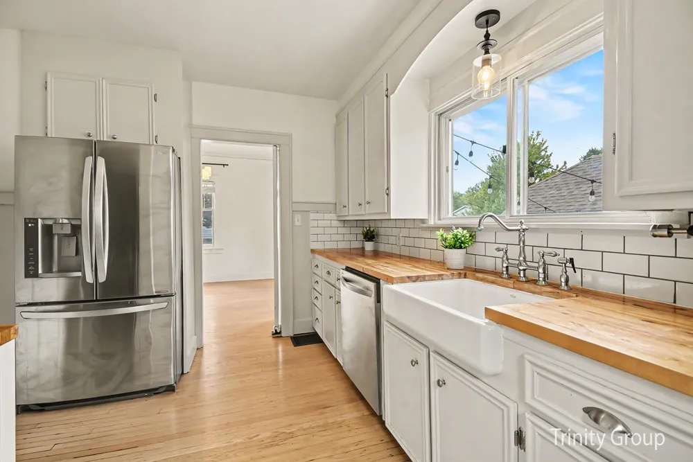 533 E Central Avenue Zeeland, MI 49464