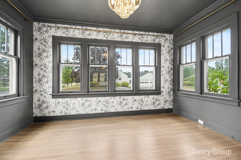533 E Central Avenue Zeeland, MI 49464
