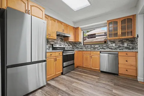 3405 EMERALD OAKS DRIVE #207