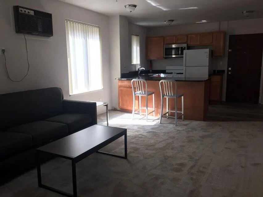 912 Oakland Avenue #4 Ann Arbor, MI 48104
