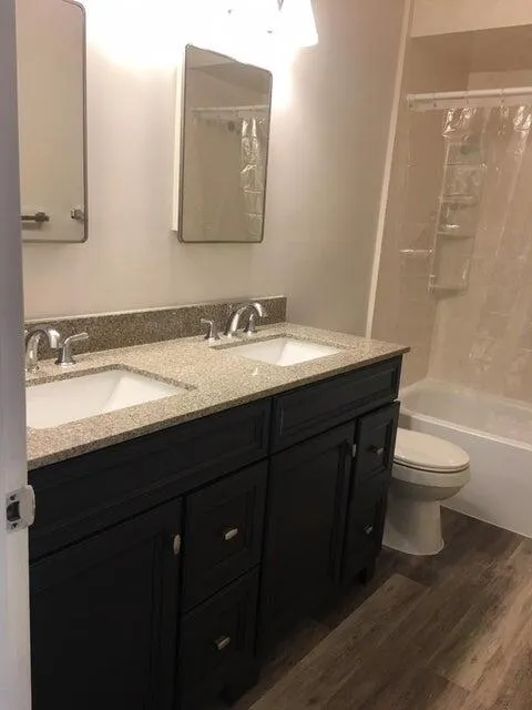 912 Oakland Avenue #4 Ann Arbor, MI 48104