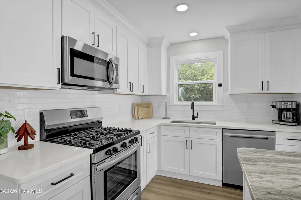 237 Riverside Drive Sneads Ferry, NC 28460