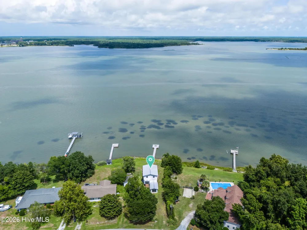 237 Riverside Drive Sneads Ferry, NC 28460