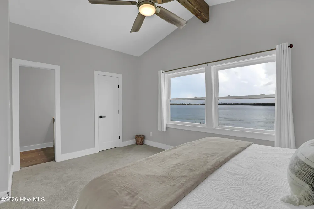 237 Riverside Drive Sneads Ferry, NC 28460