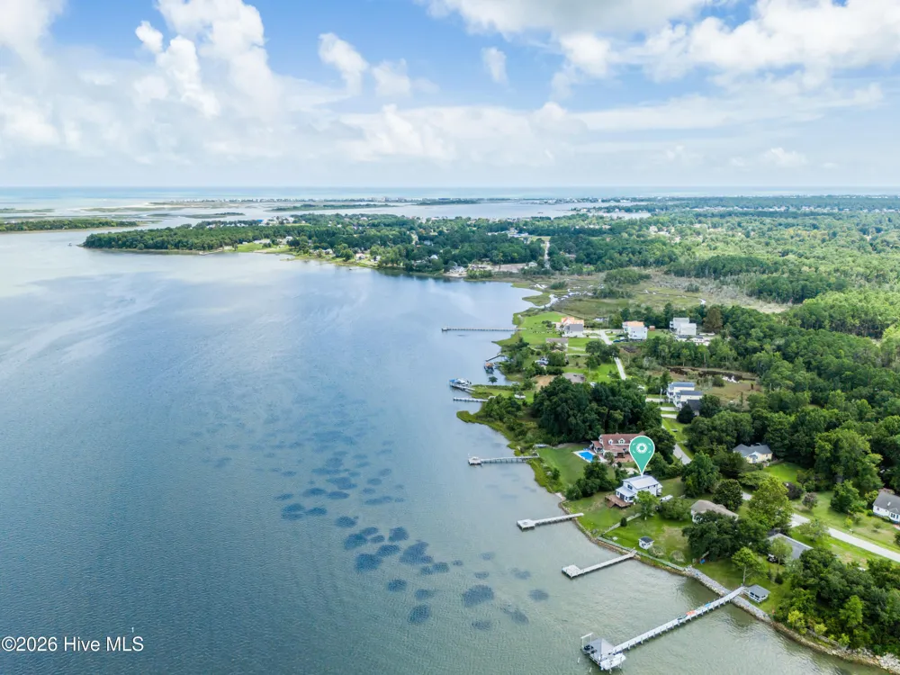 237 Riverside Drive Sneads Ferry, NC 28460
