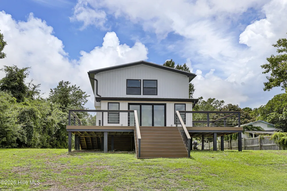 237 Riverside Drive Sneads Ferry, NC 28460