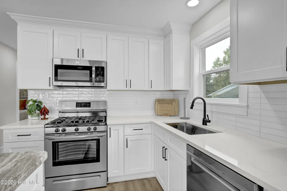237 Riverside Drive Sneads Ferry, NC 28460